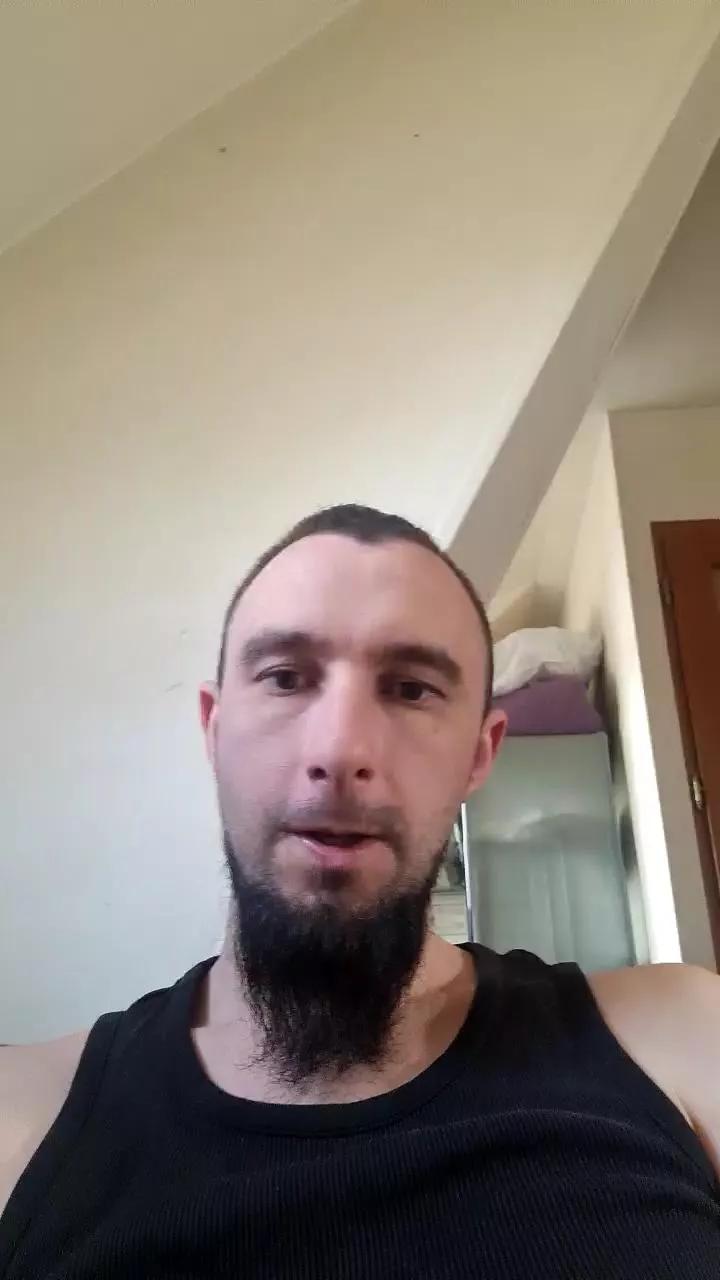 Knutberserker on Cam4 