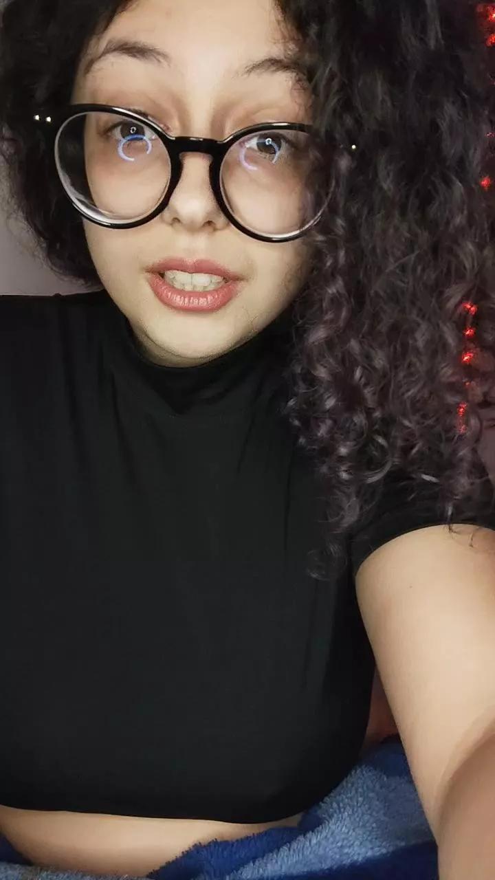 Kogumeladatrixx on Cam4 