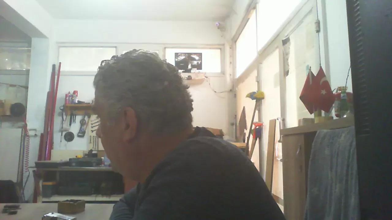 kutsal_adam on Cam4 