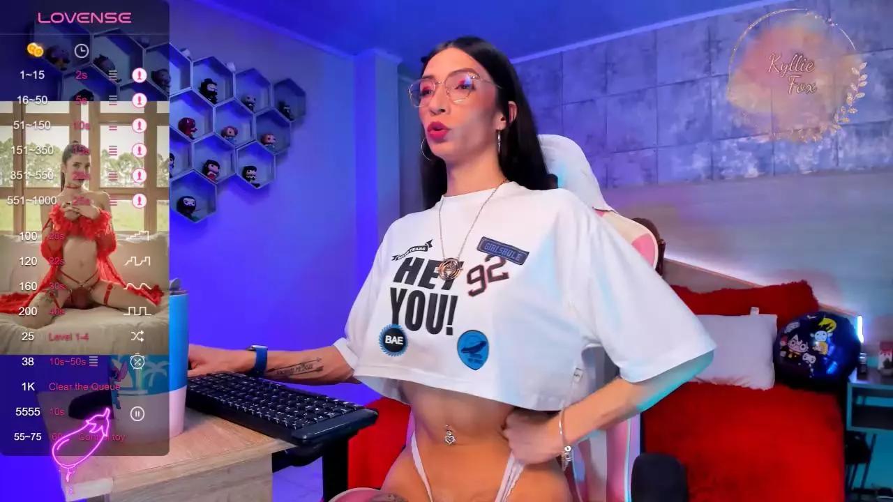 kyliehot_ on Cam4 