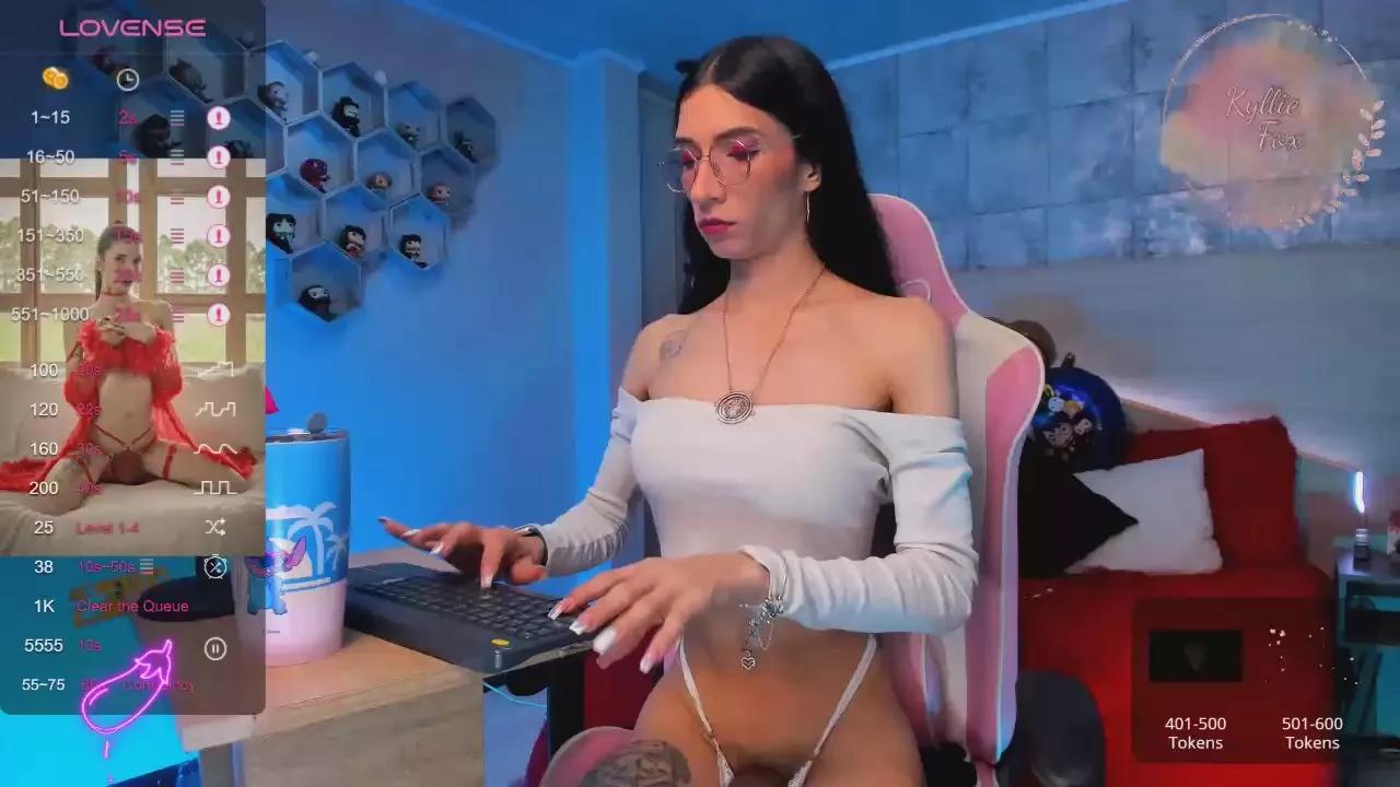 kyliehot_ on Cam4 
