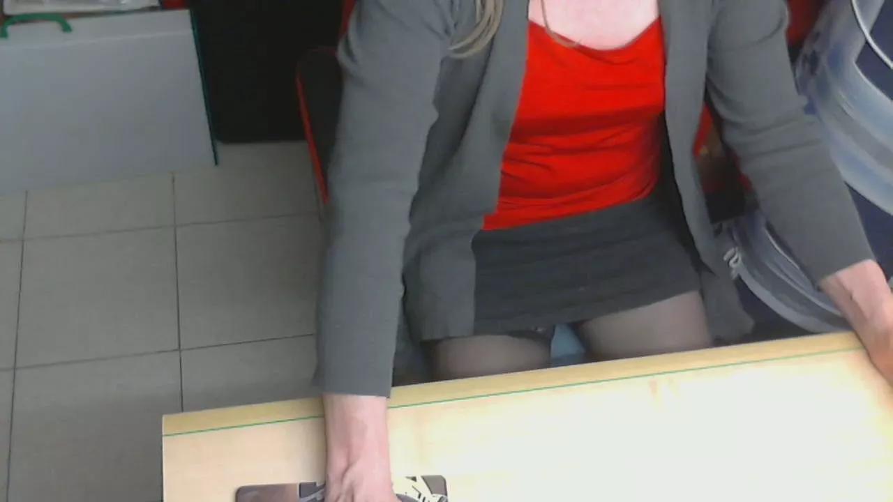 LA_TUA_SOFY on Cam4 