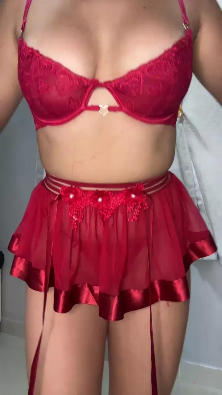 Larissa__ on Cam4 