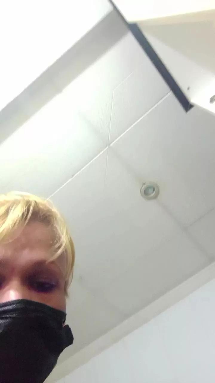 Laryssavi on Cam4 