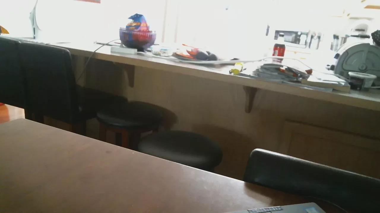 latinzinu on Cam4 
