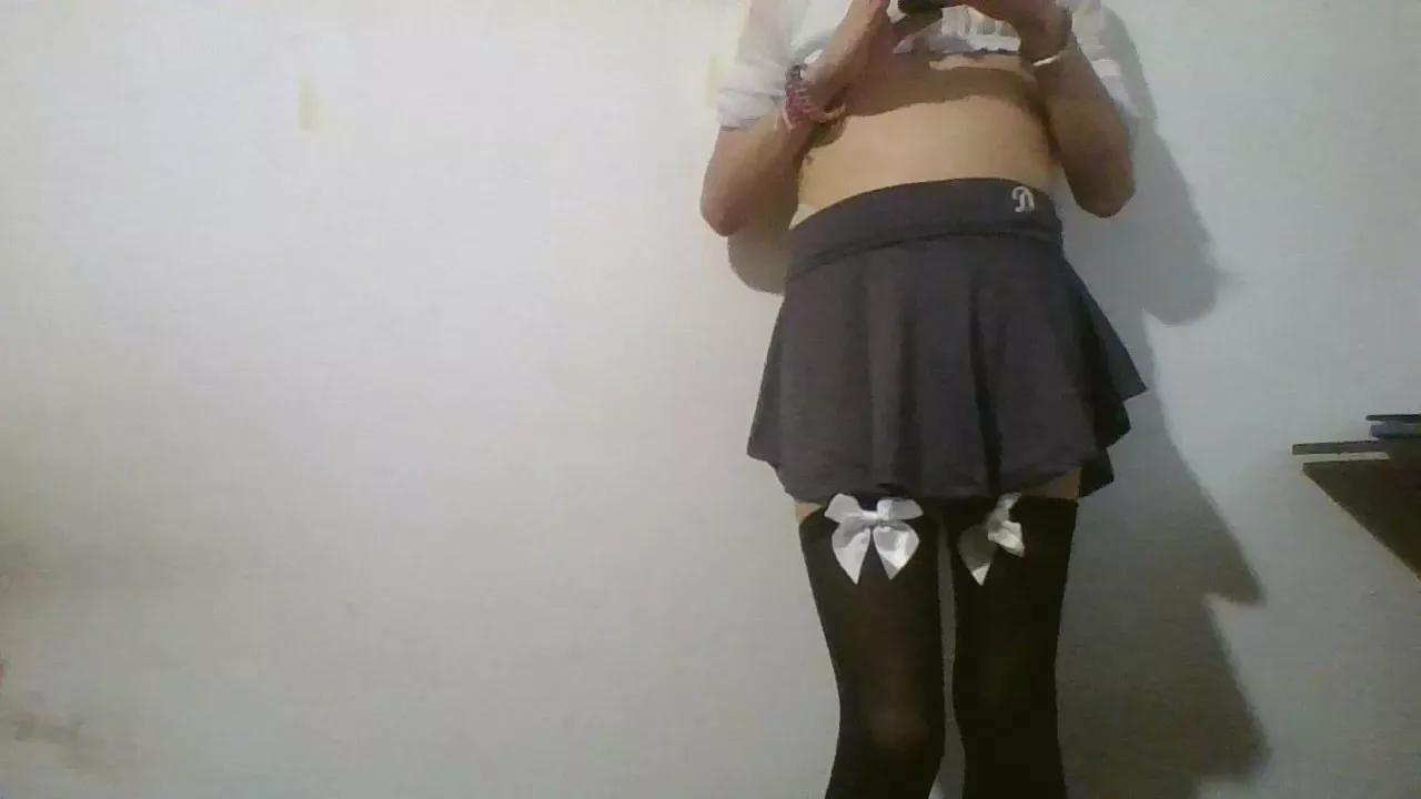 laura1x23 on Cam4 