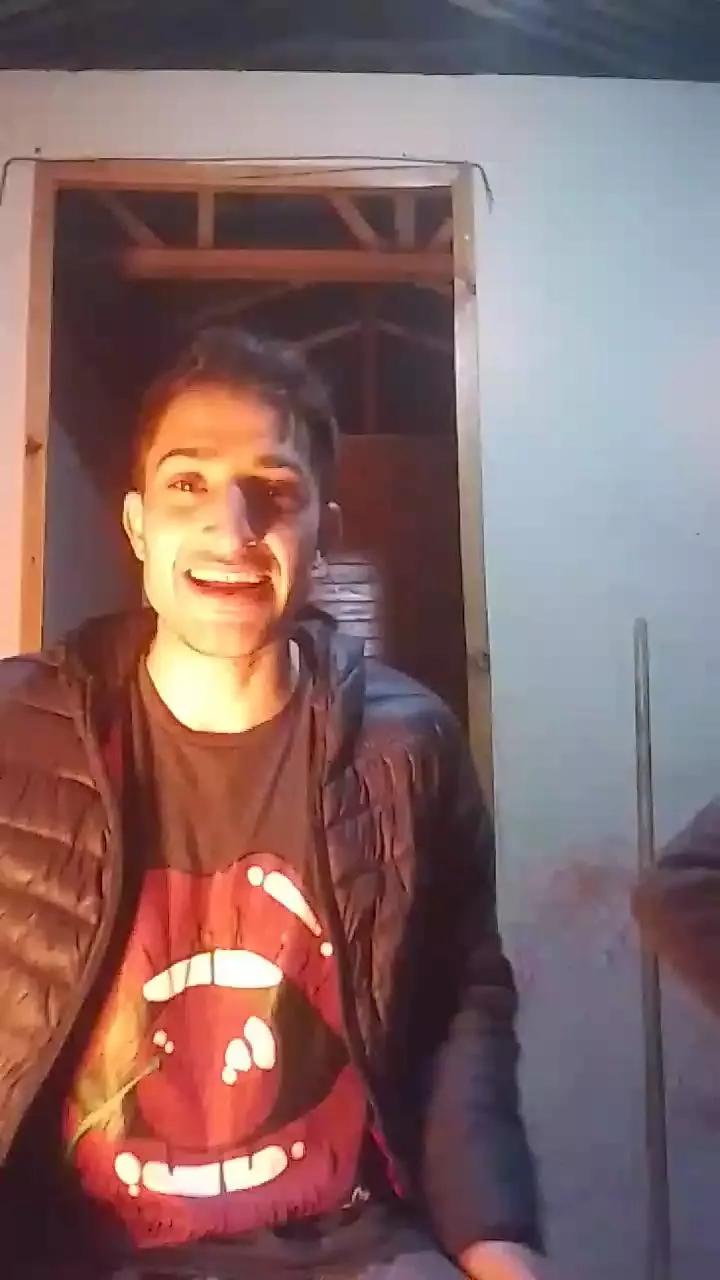 Leandrinpijon on Cam4 