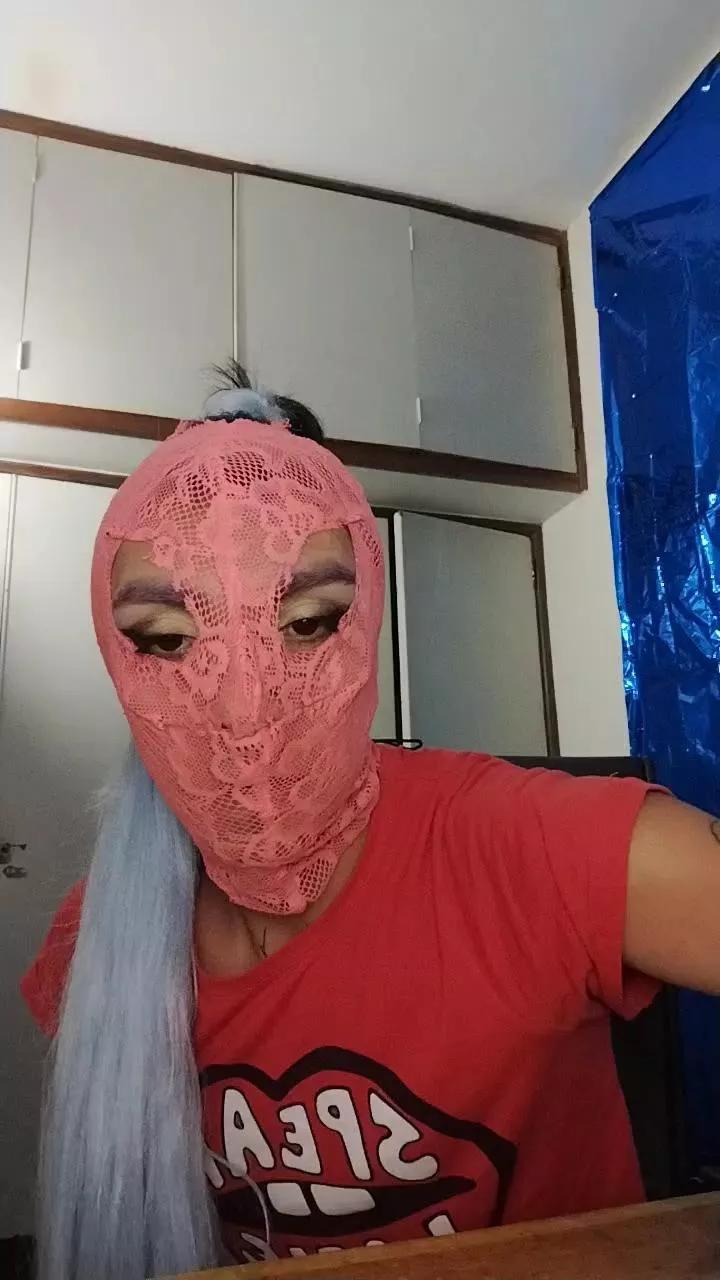 Lecoco33 on Cam4 