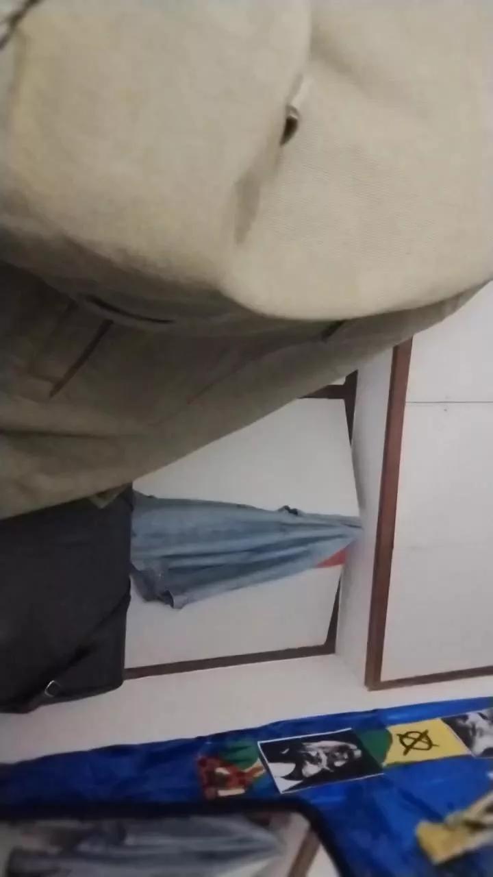 Lecoco33 on Cam4 