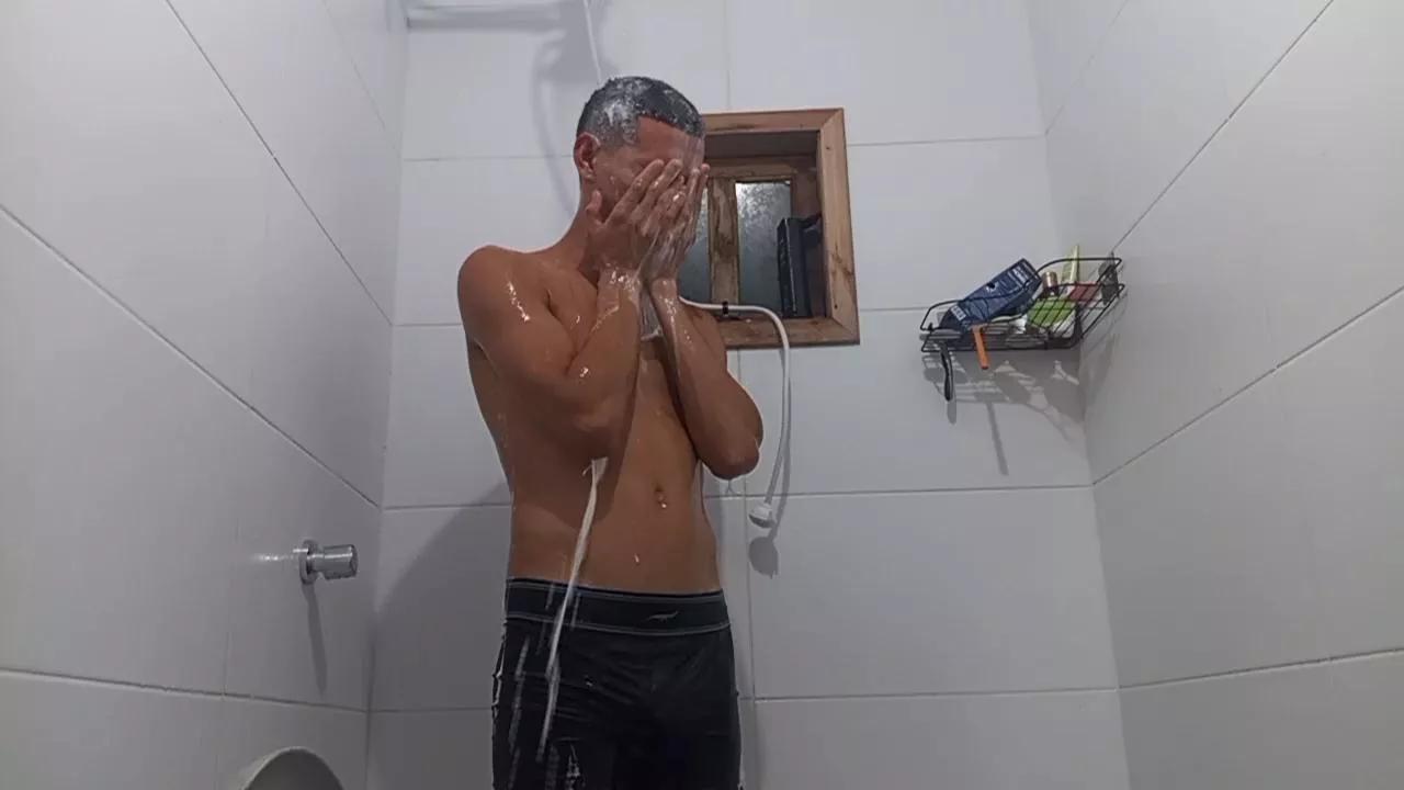 Lenilson2024 on Cam4 