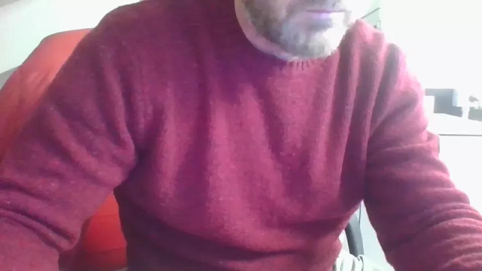 Leo_Hardyman on Cam4 
