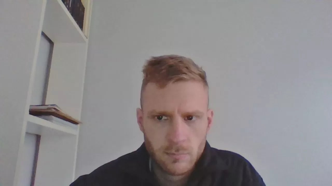 Offline LoiroTesudo on Cam4