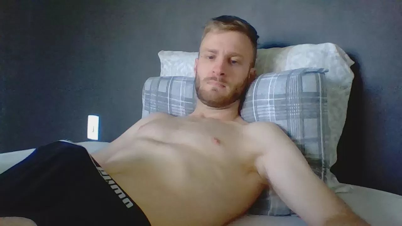 Offline LoiroTesudo on Cam4