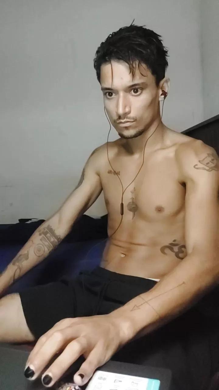LOKYRICK on Cam4 