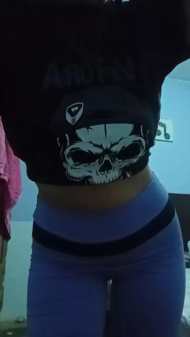 lolasex19 on Cam4 