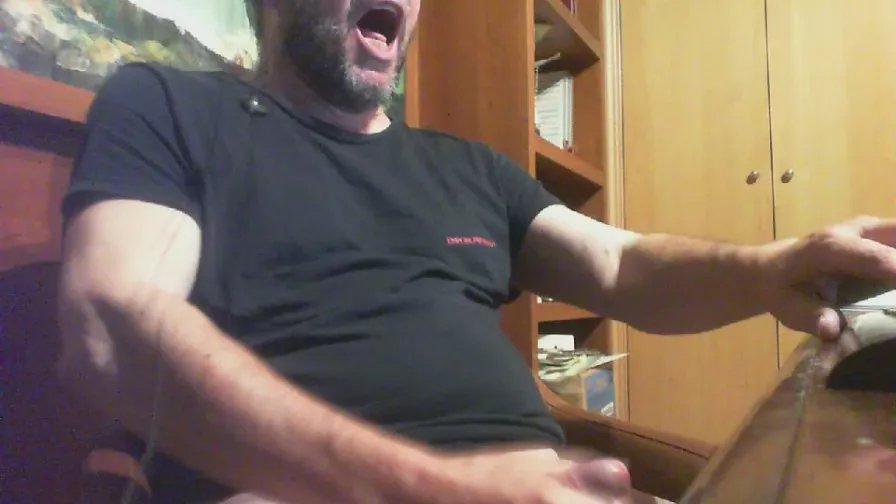 Offline LoreyPepe on Cam4