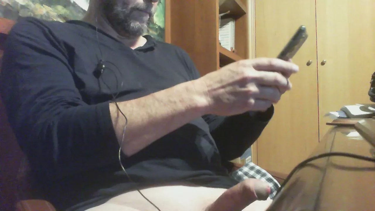 Offline LoreyPepe on Cam4