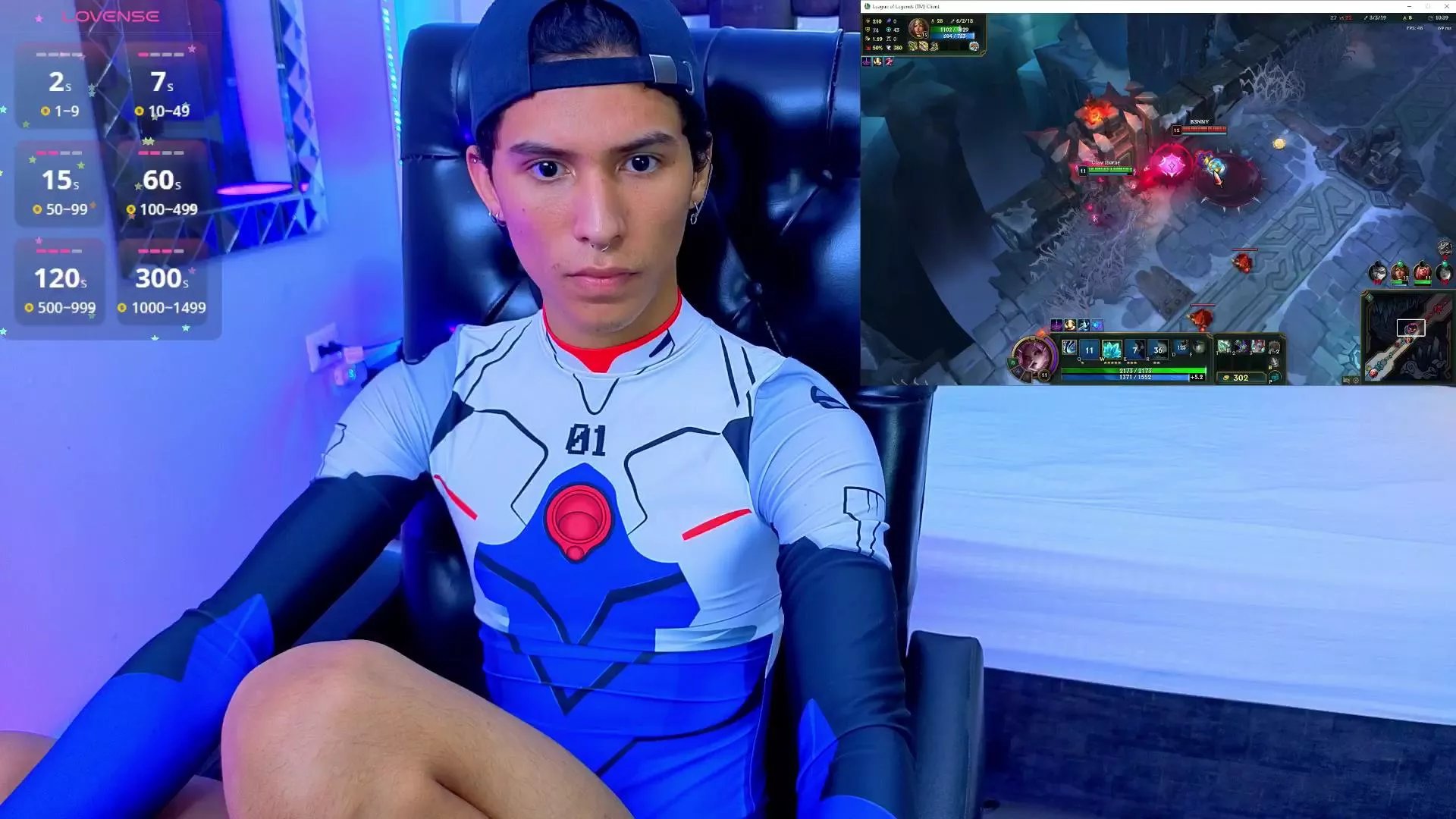 Offline LouiRouse on Cam4