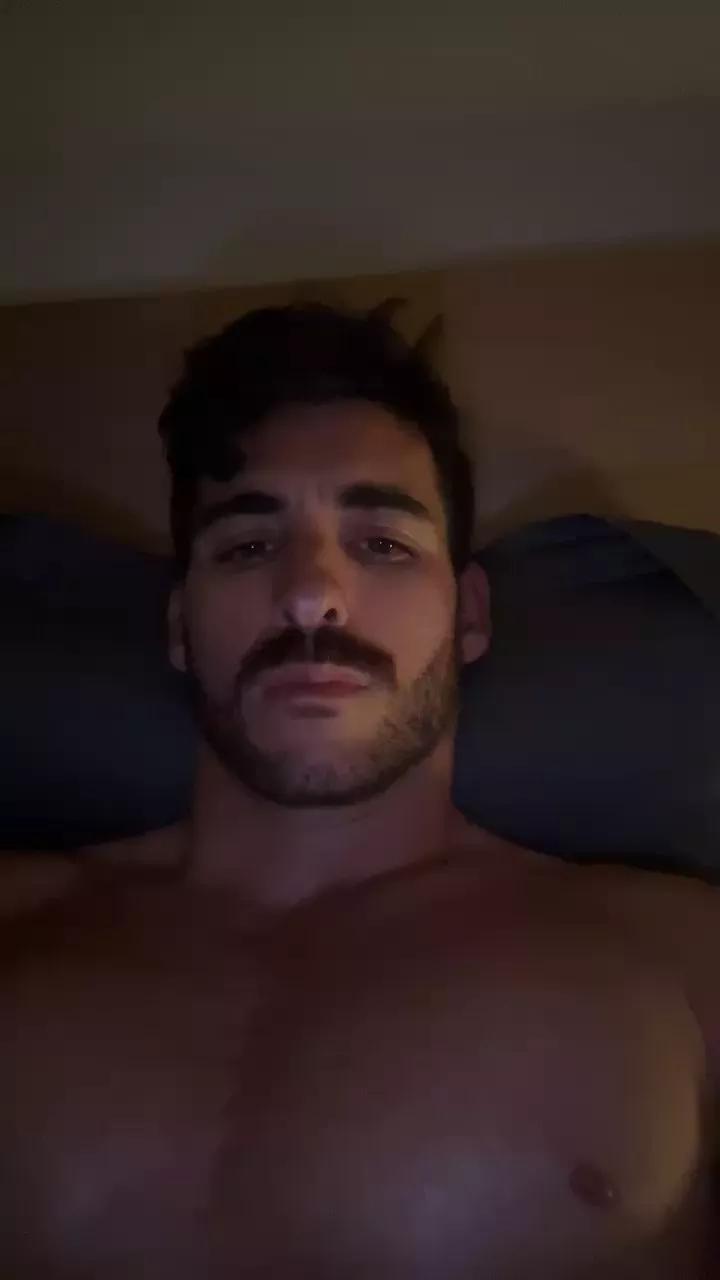 lovethat5 on Cam4 