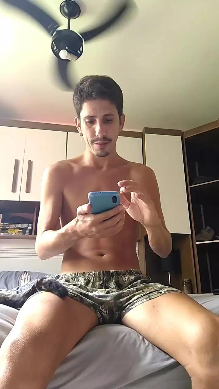 luasla on Cam4 