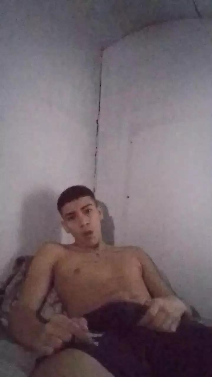 lucho_preme on Cam4 