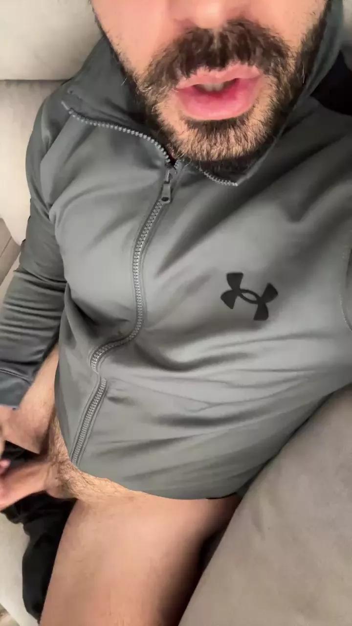 Lucky23xl on Cam4 