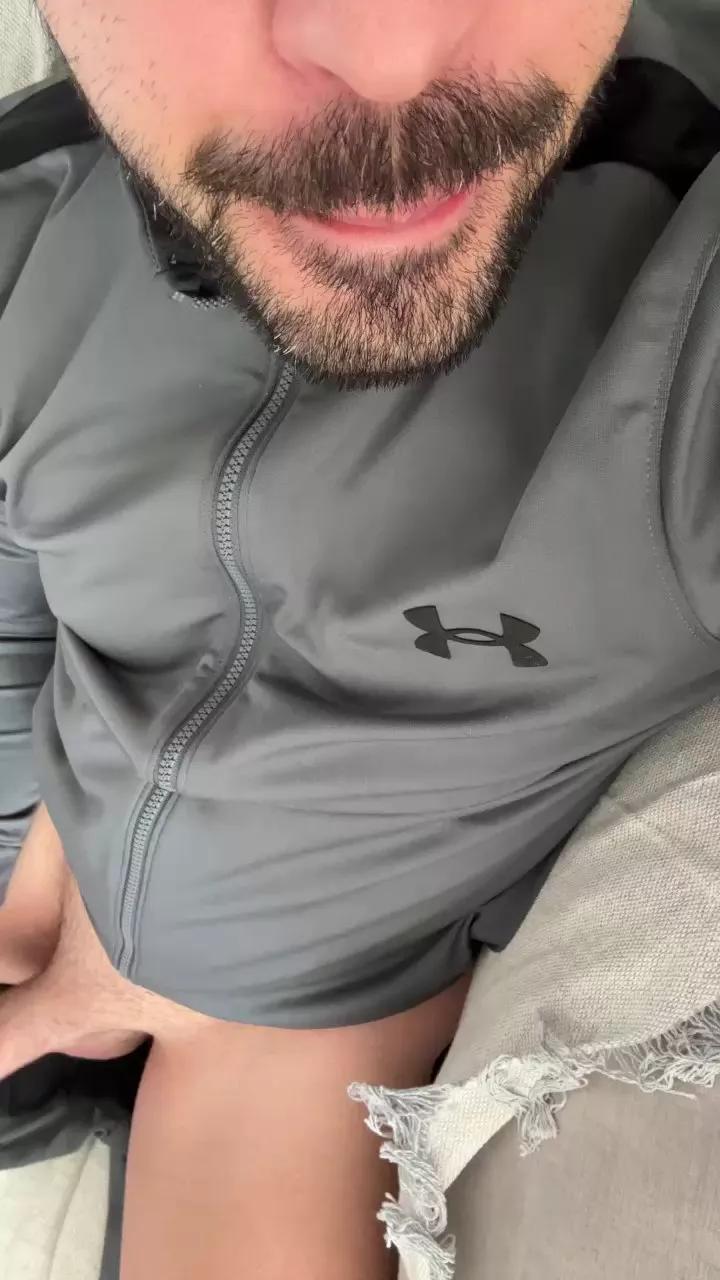 Lucky23xl on Cam4 