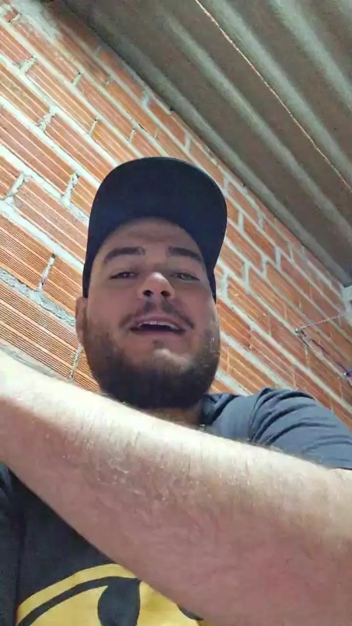 Offline lucxmachine on Cam4