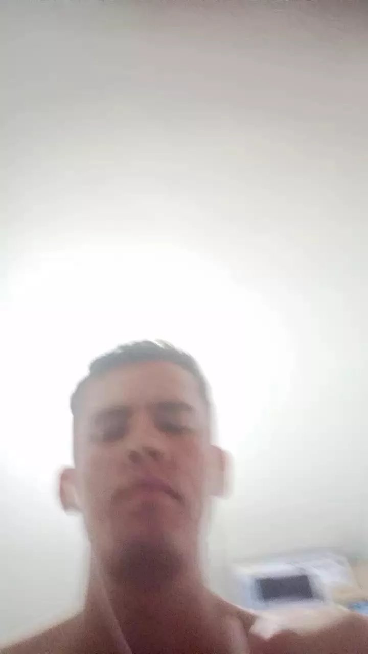 Offline LuigiHL on Cam4