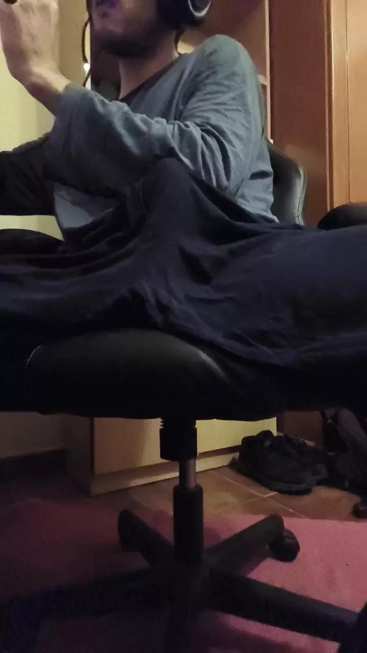 Luiscamboy on Cam4 