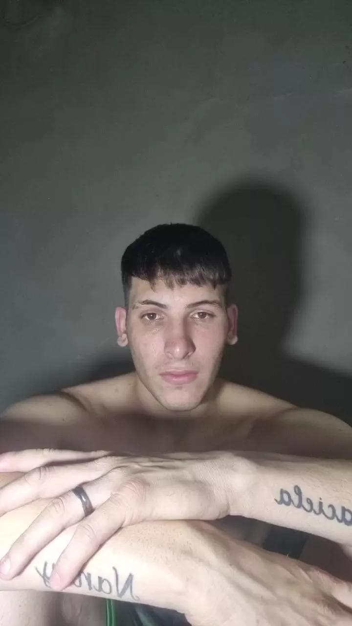 Lukasmaster1 on Cam4 