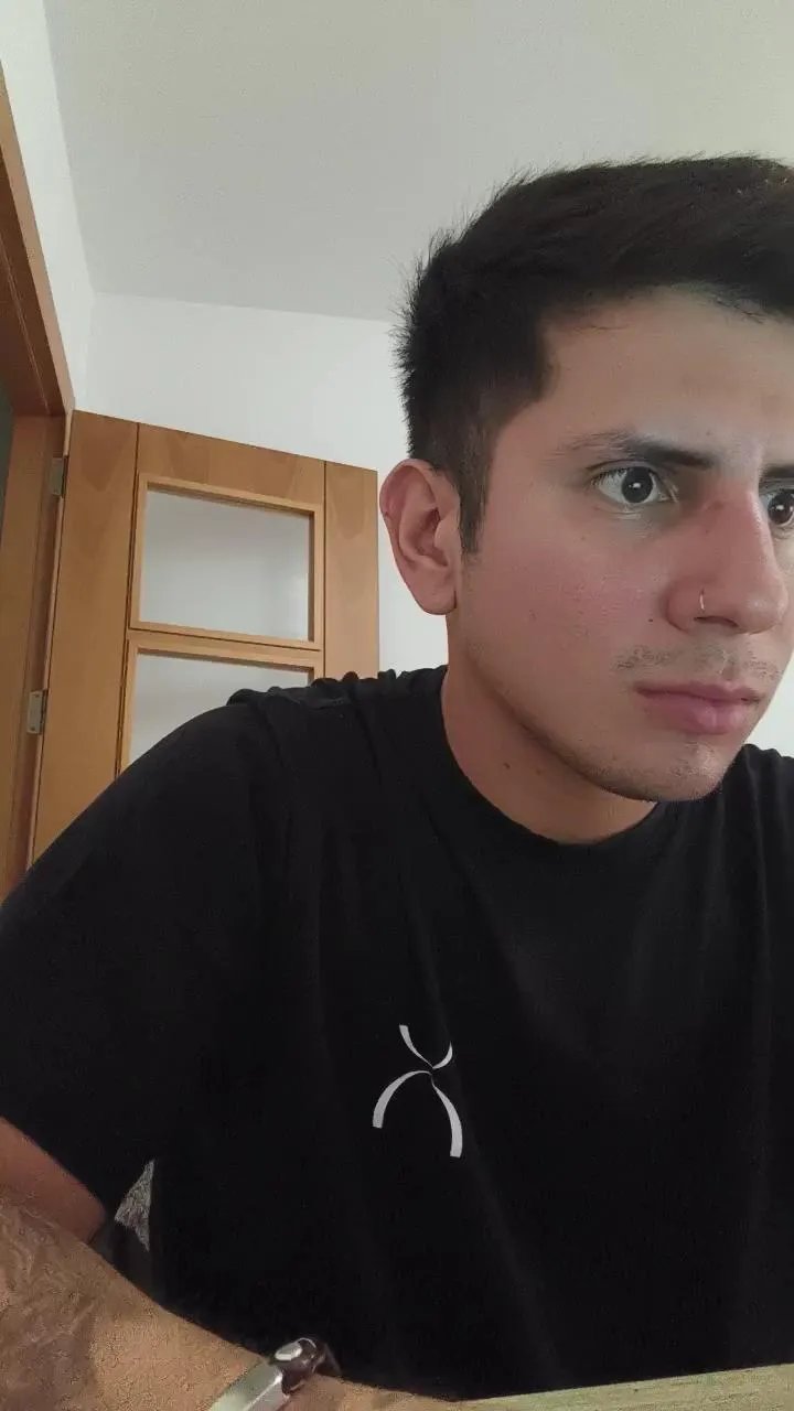 Offline Machotexx_26 on Cam4