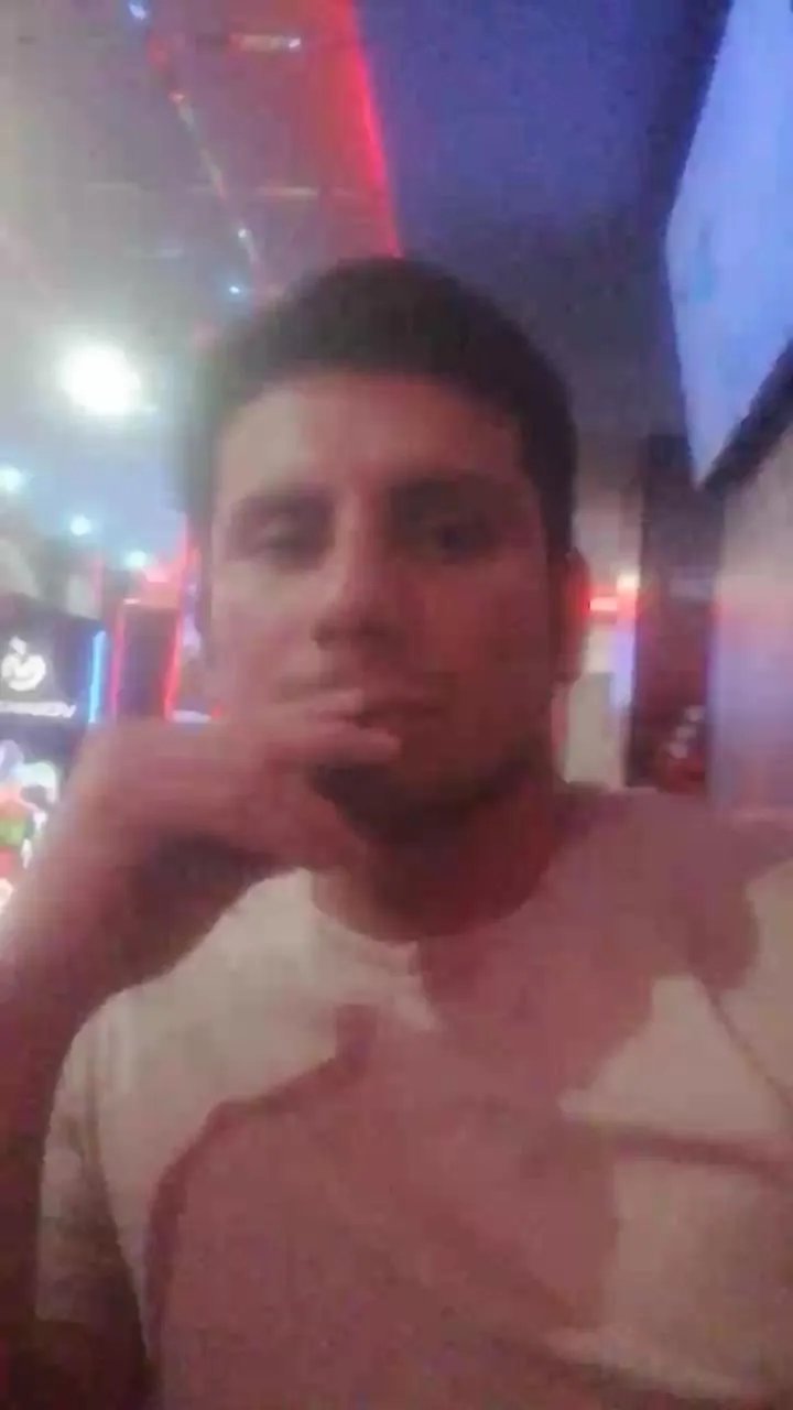 Offline Machotexx_26 on Cam4