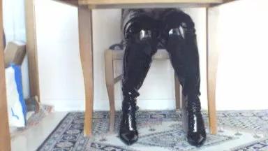 madame_stivali on Cam4 