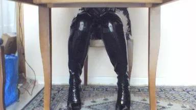 madame_stivali on Cam4 