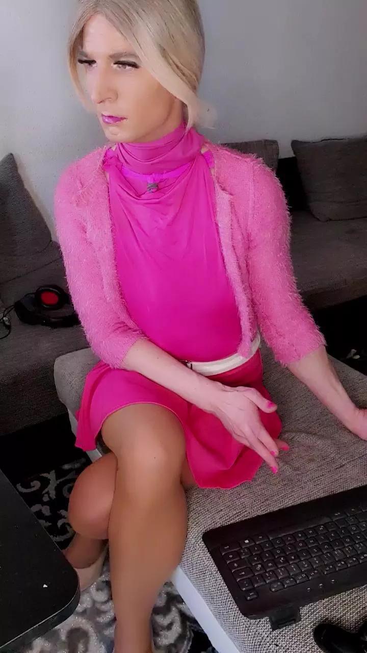Madlen99085 on Cam4 