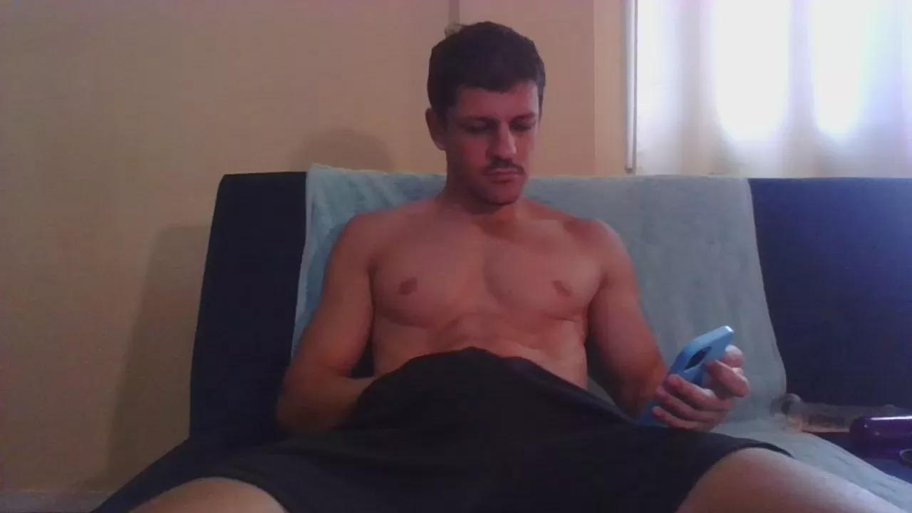 manonthemoon3 on Cam4 
