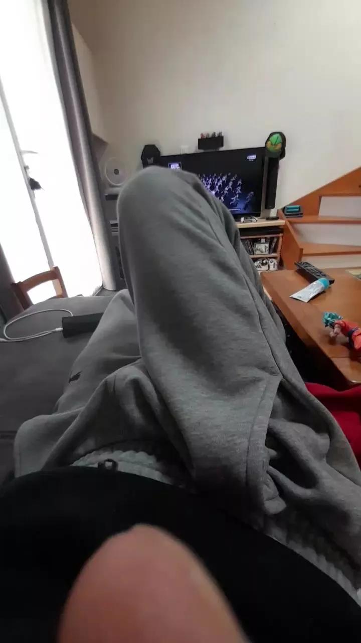 manudu33 on Cam4 