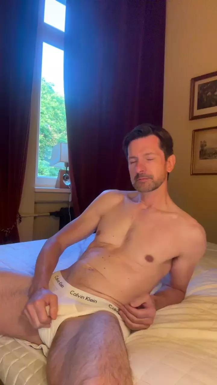 manuel555 on Cam4 