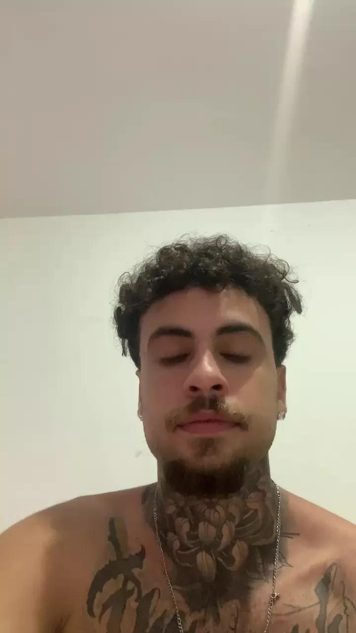 Maoboba3 on Cam4 