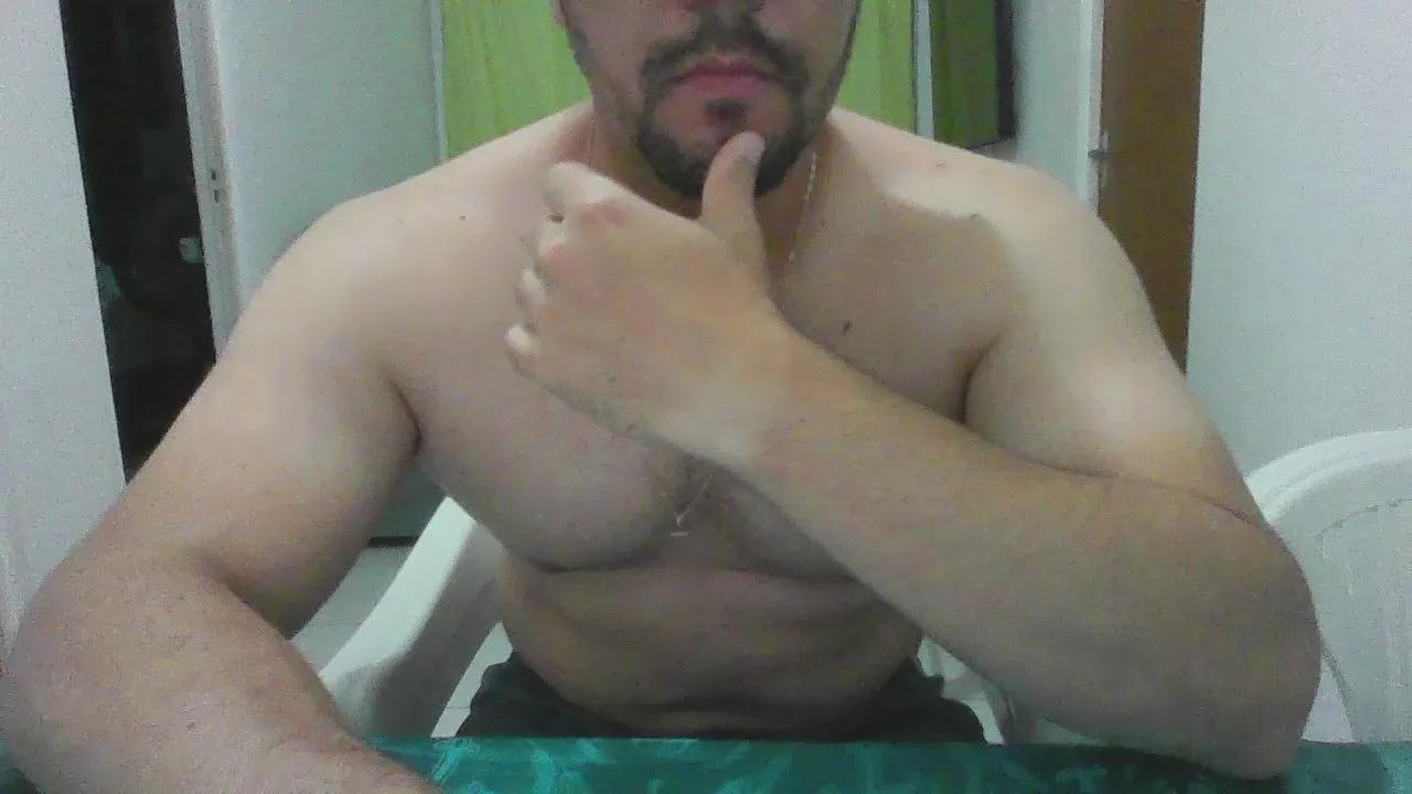 marcelohulk00 on Cam4 