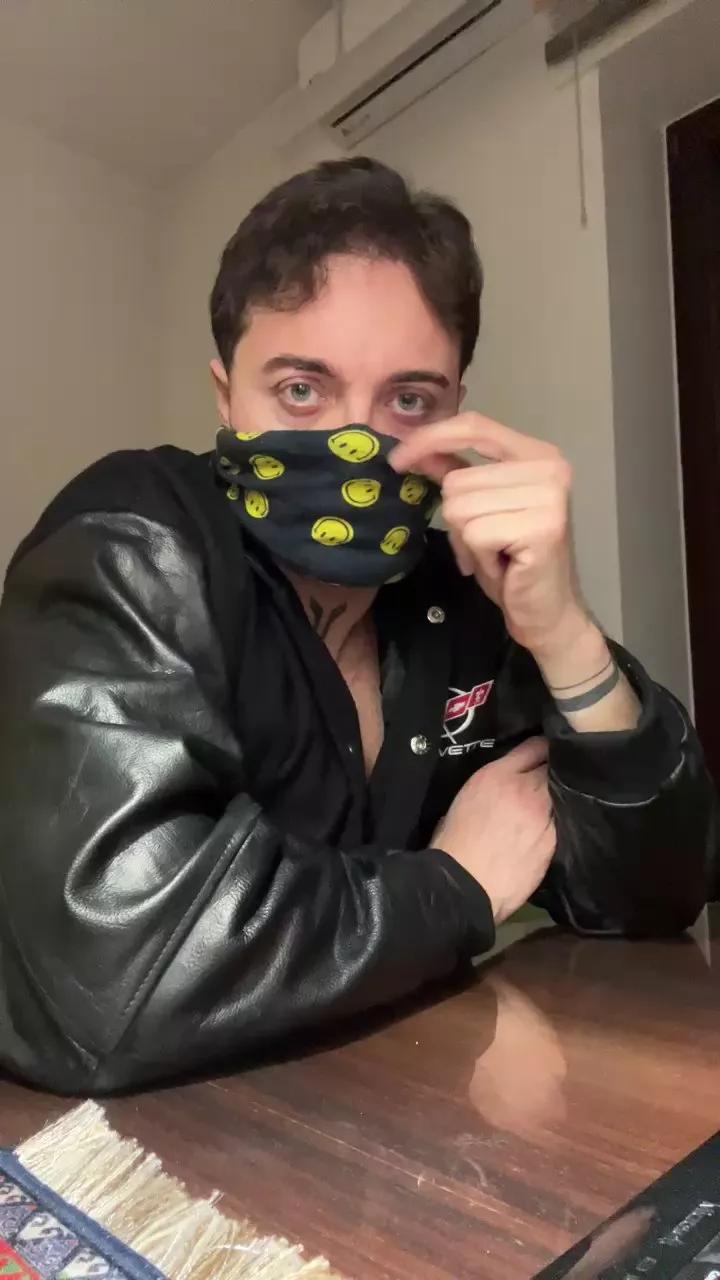 Marcodd89 on Cam4 