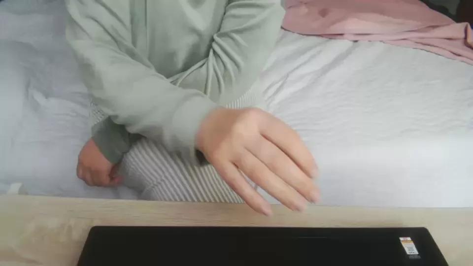 margot82 on Cam4 
