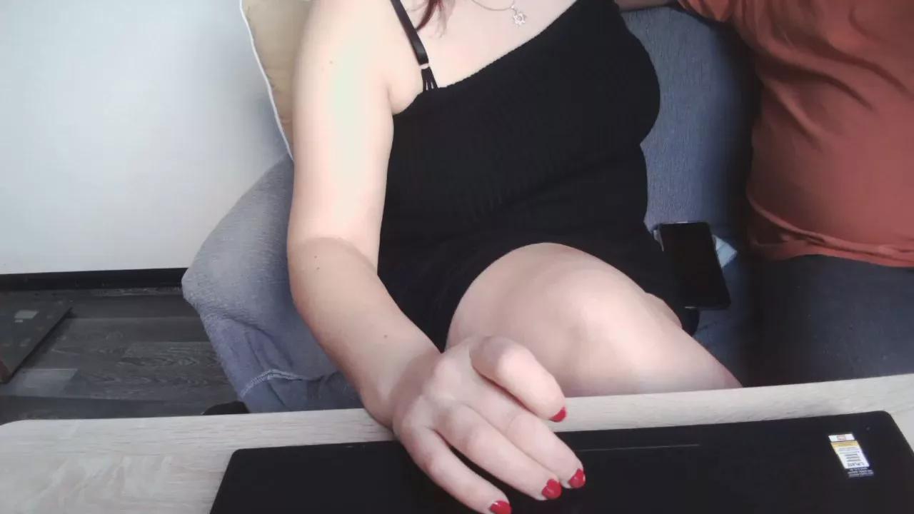 margot82 on Cam4 