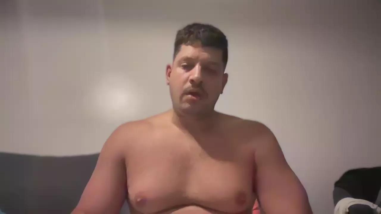 Martooo1987_ on Cam4 
