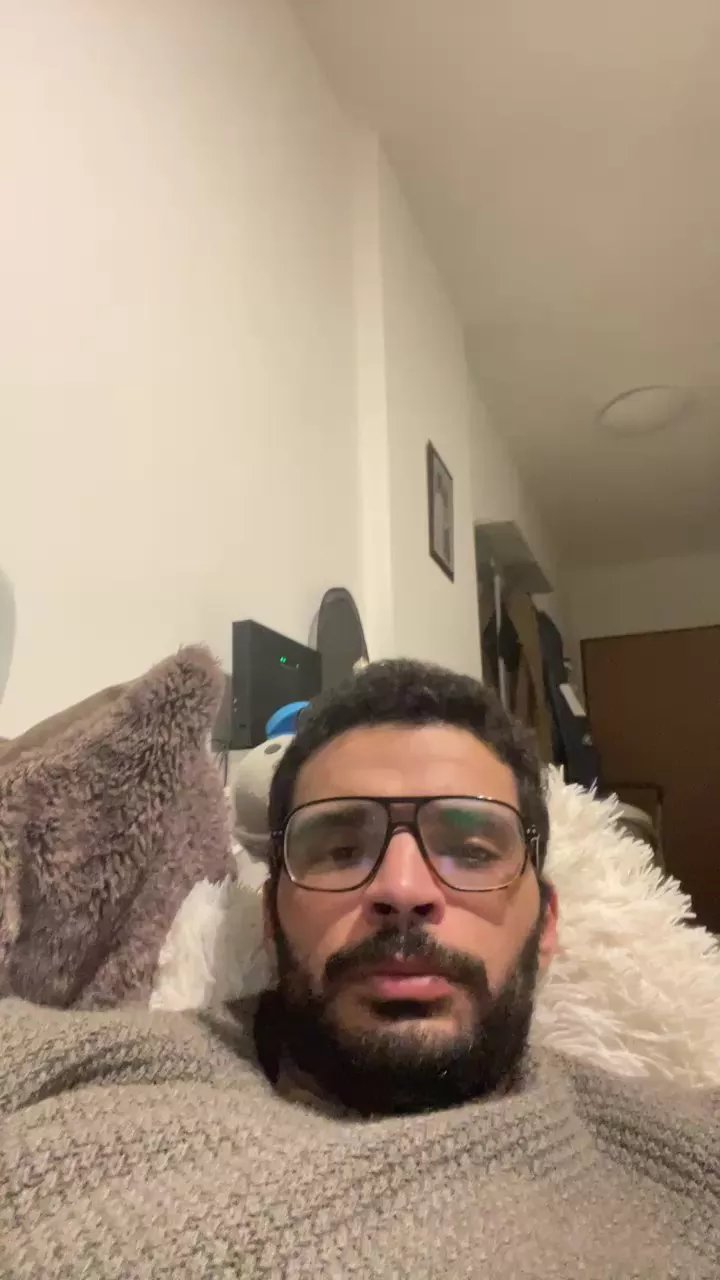 Offline MasterApollo93 on Cam4