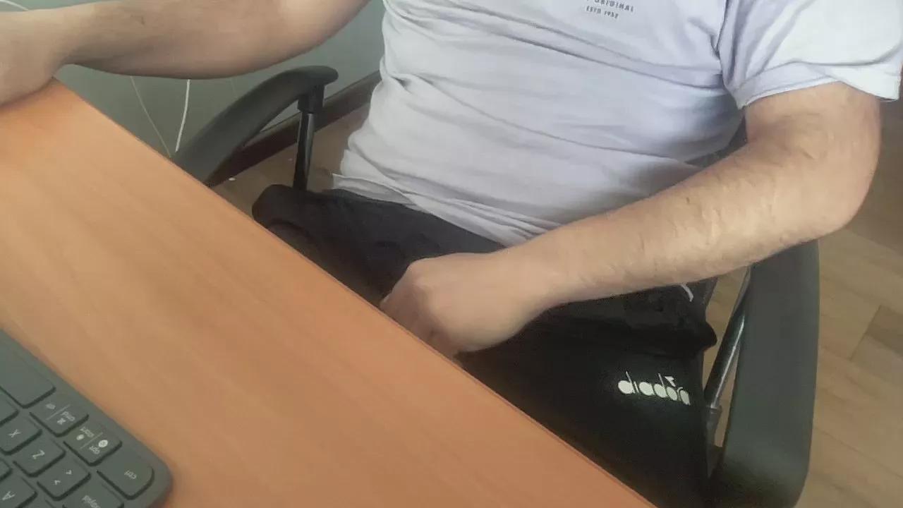 maxdonn29 on Cam4 