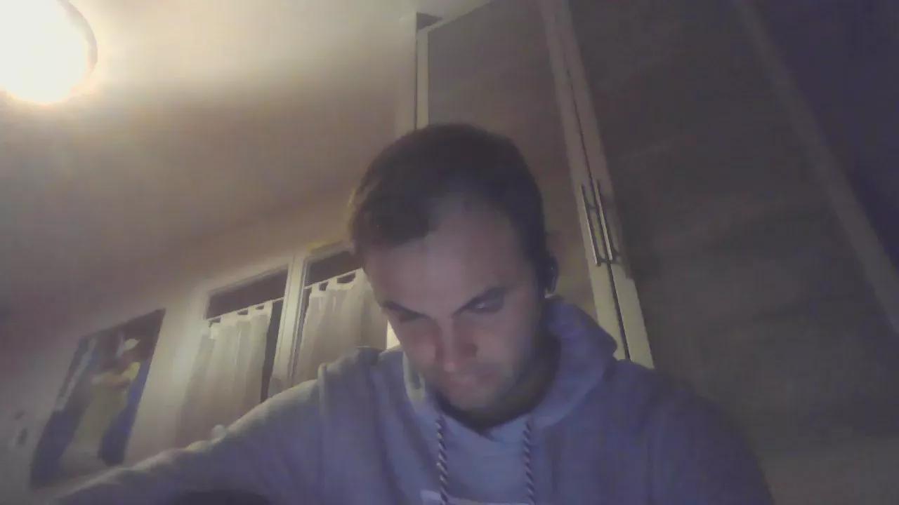 maxou74 on Cam4 