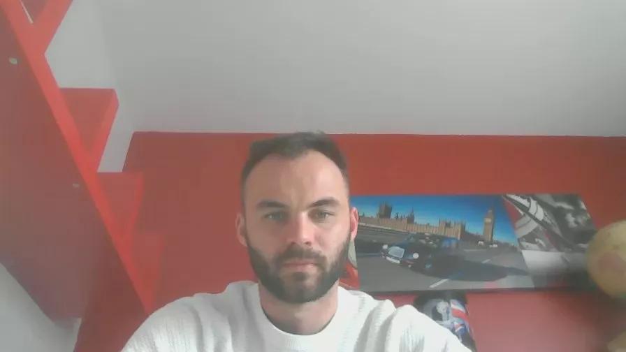 maxou74 on Cam4 