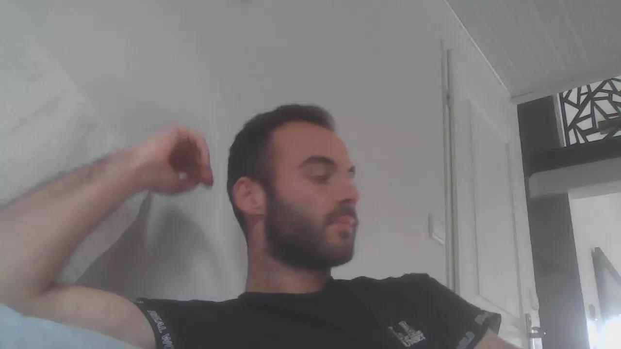 maxou74 on Cam4 